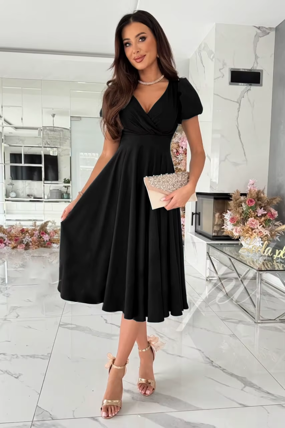 Anika - Elegant V-Neck Midi Dress