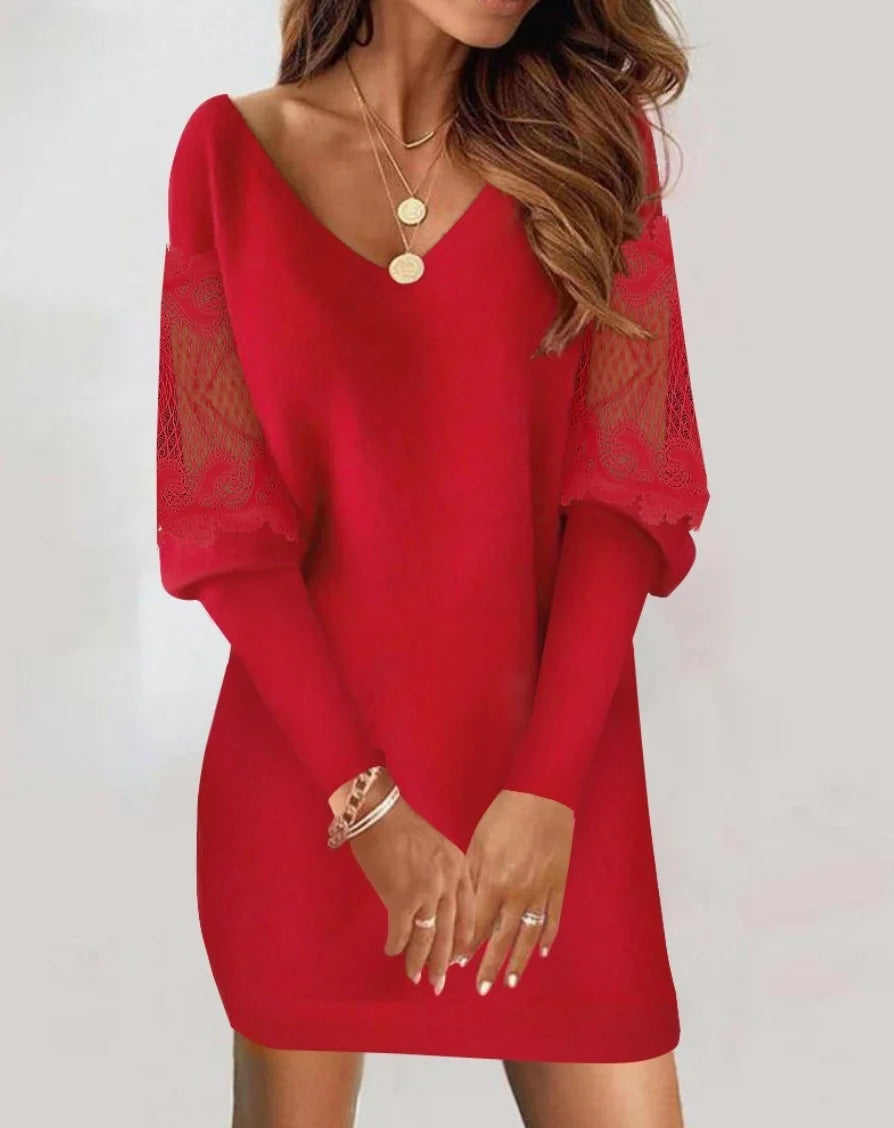 Marilyn – Elegant Lace-Sleeve Comfort Dress